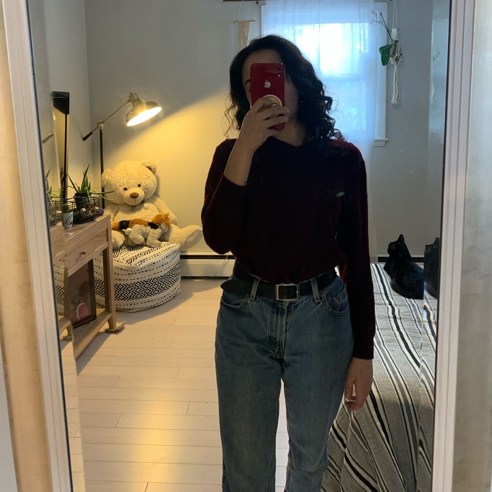 Maroon sweater